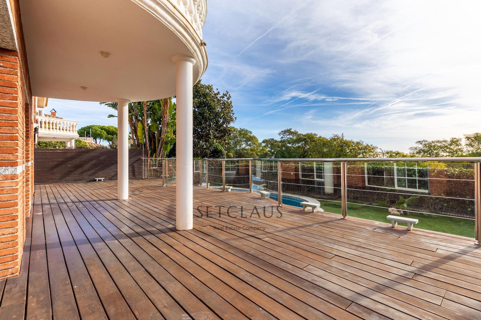 Comprar Chalet con mucha luz, vistas al mar en una zona tranquila de Vilassar de dalt foto 7