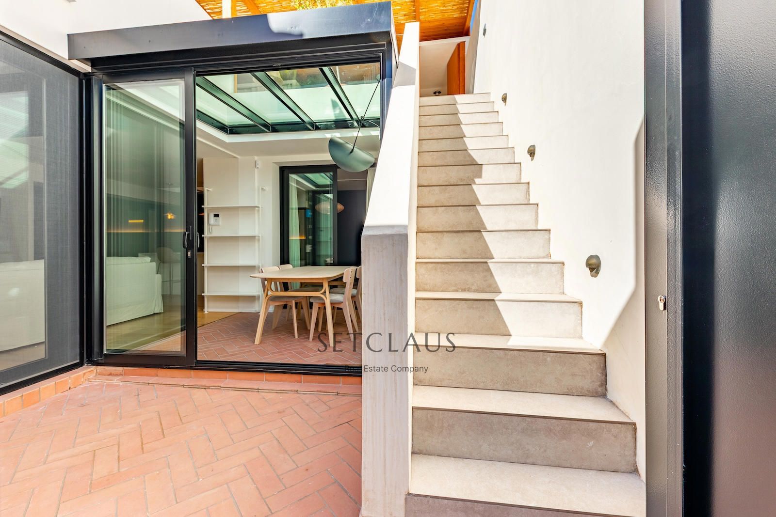 Comprar MONTGAT. Planta baja duplex con piscina foto 10