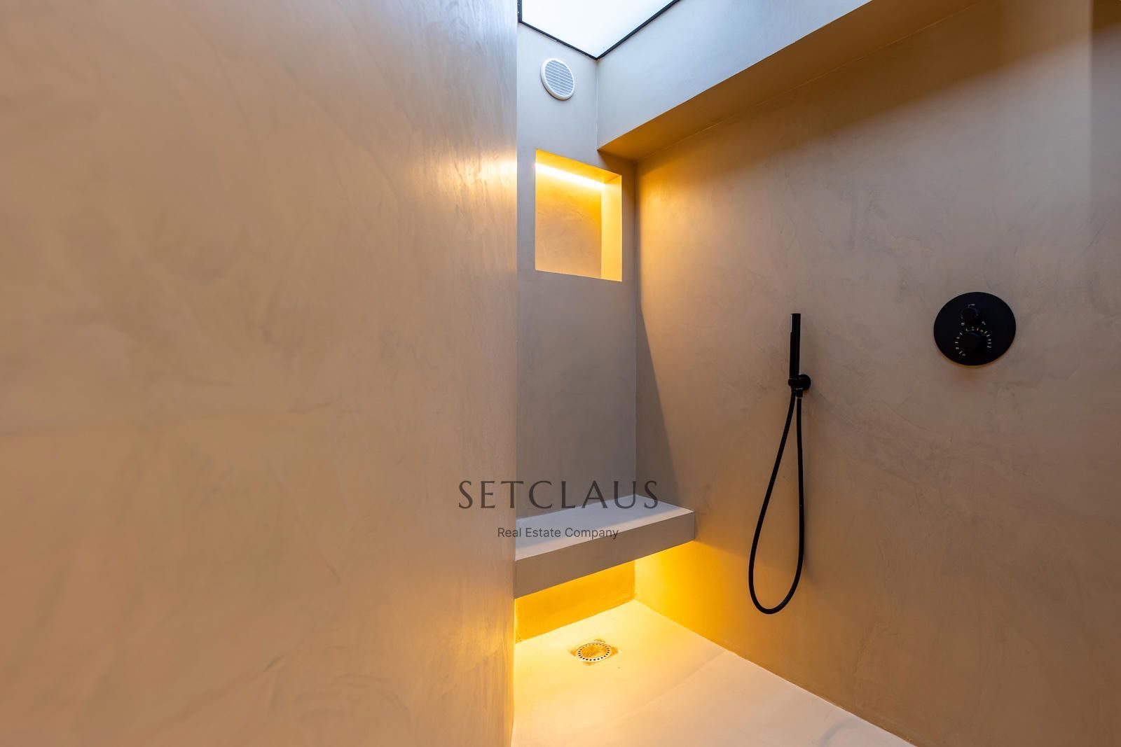 Comprar MONTGAT. Planta baja duplex con piscina foto 23