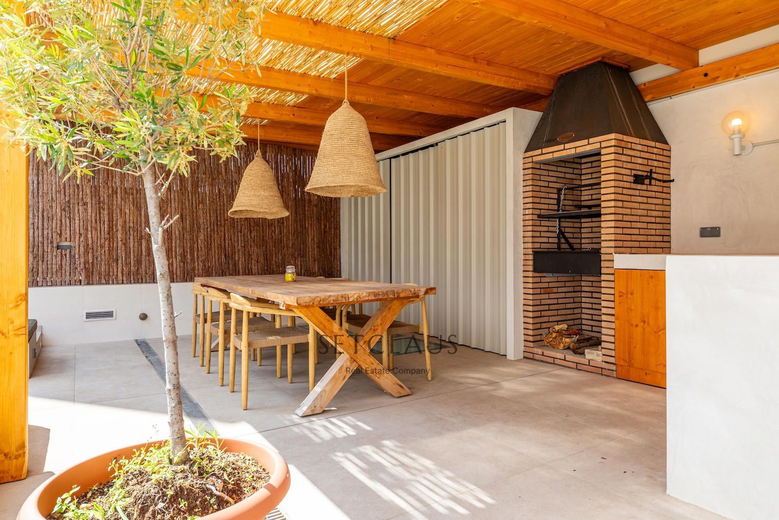 Comprar MONTGAT. Planta baja duplex con piscina foto 2