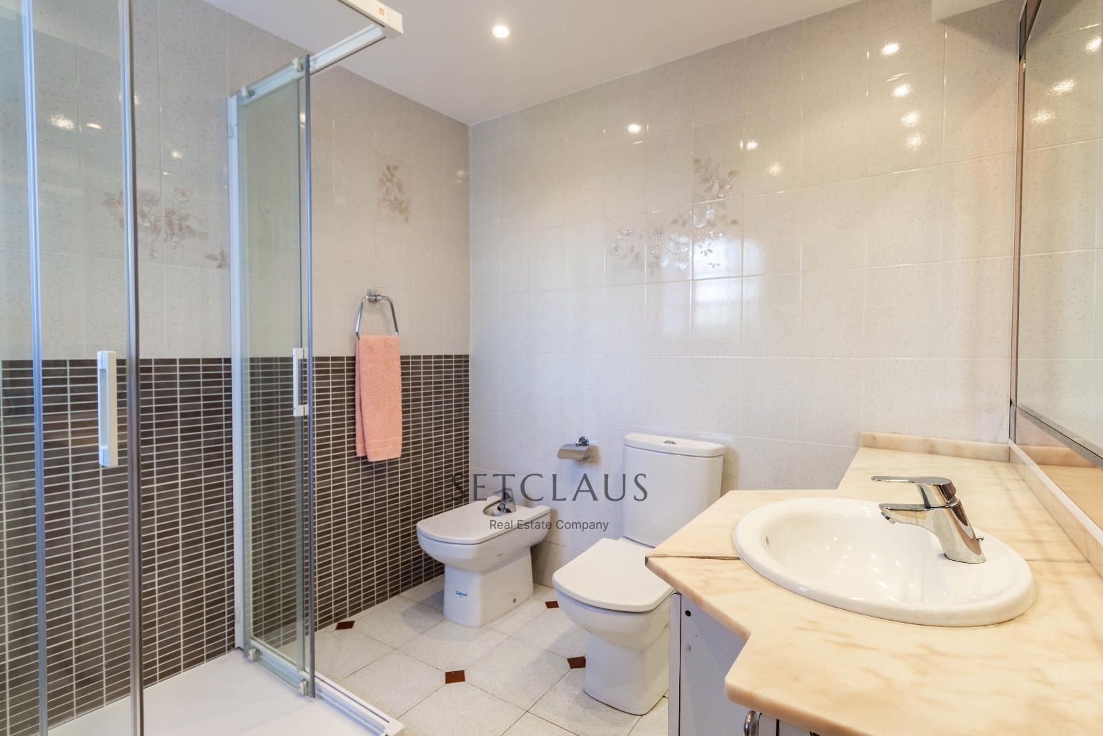 Comprar ALELLA. Dos viviendas independientes. foto 30