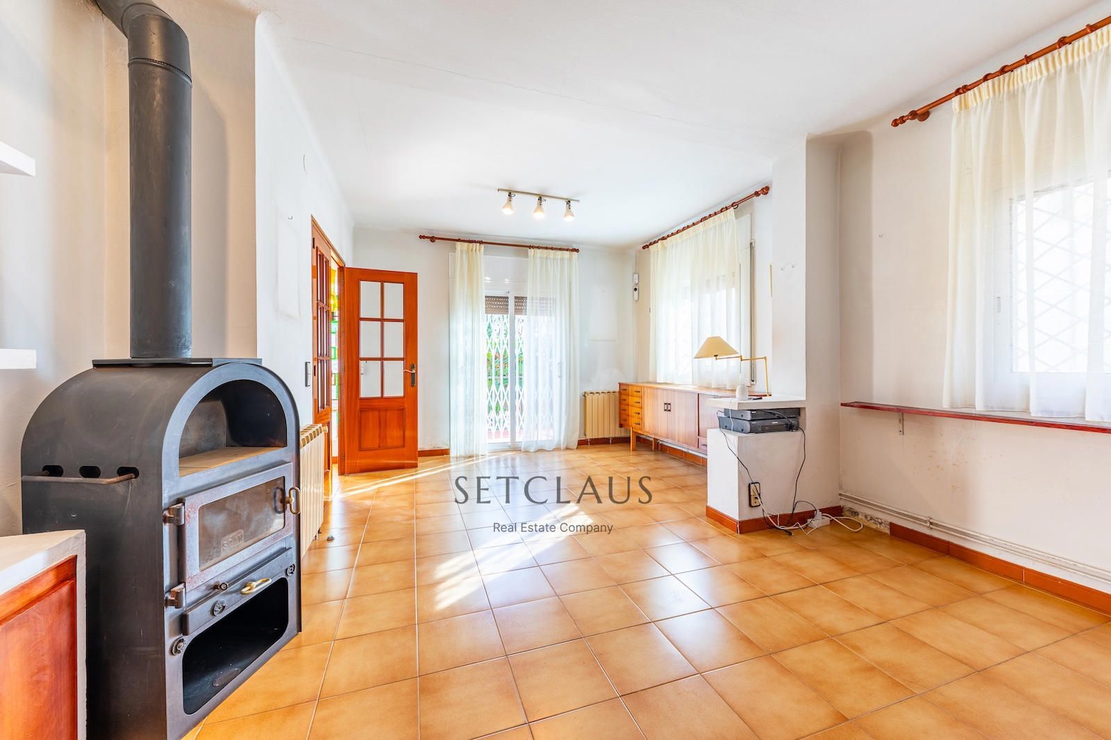 Comprar Casa pareada con jardín y garaje en Can Sors (Alella) foto 2