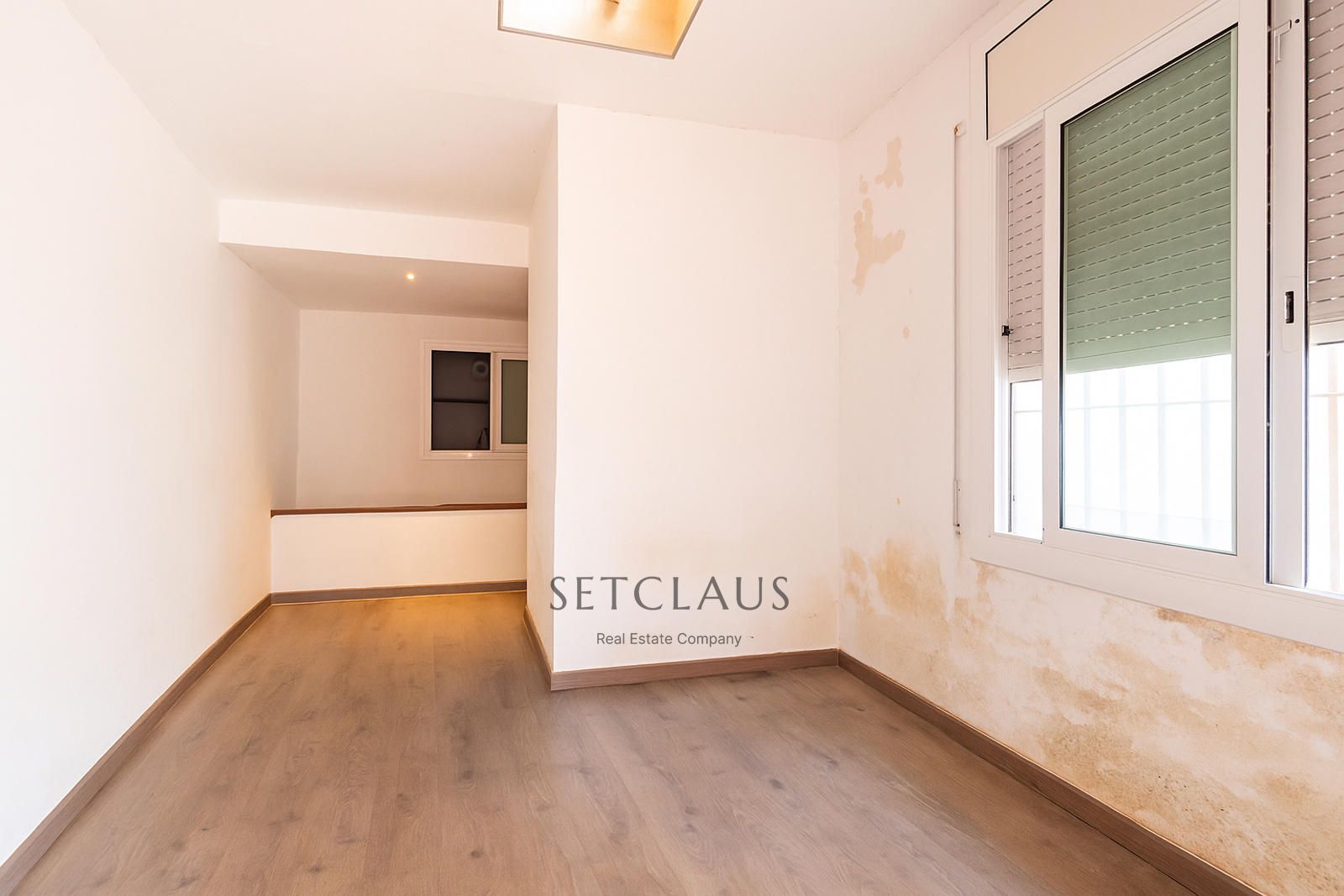 Comprar EL MASNOU. Céntrica a reformar con muchas posibilidades. foto 5