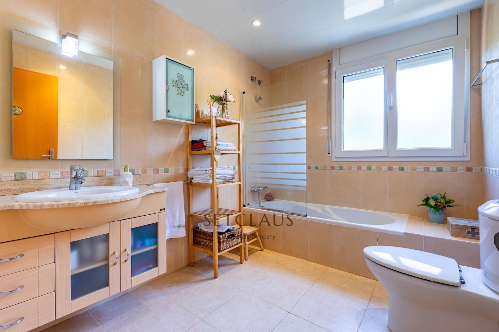 Comprar SANT VICENÇ DE MONTALT. Amplitud y luminosidad. foto 51