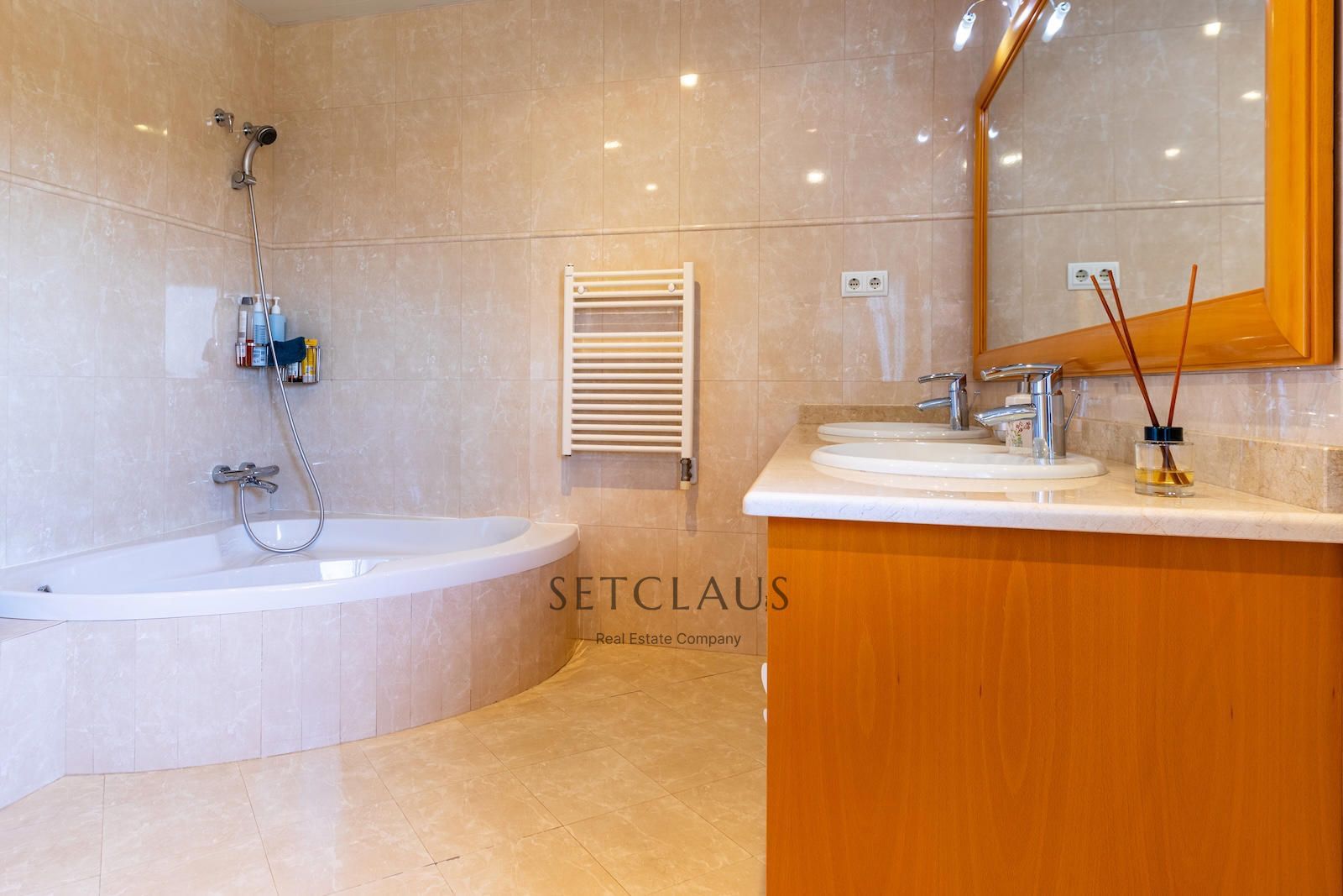 Comprar SANT VICENÇ DE MONTALT. Amplitud y luminosidad. foto 28