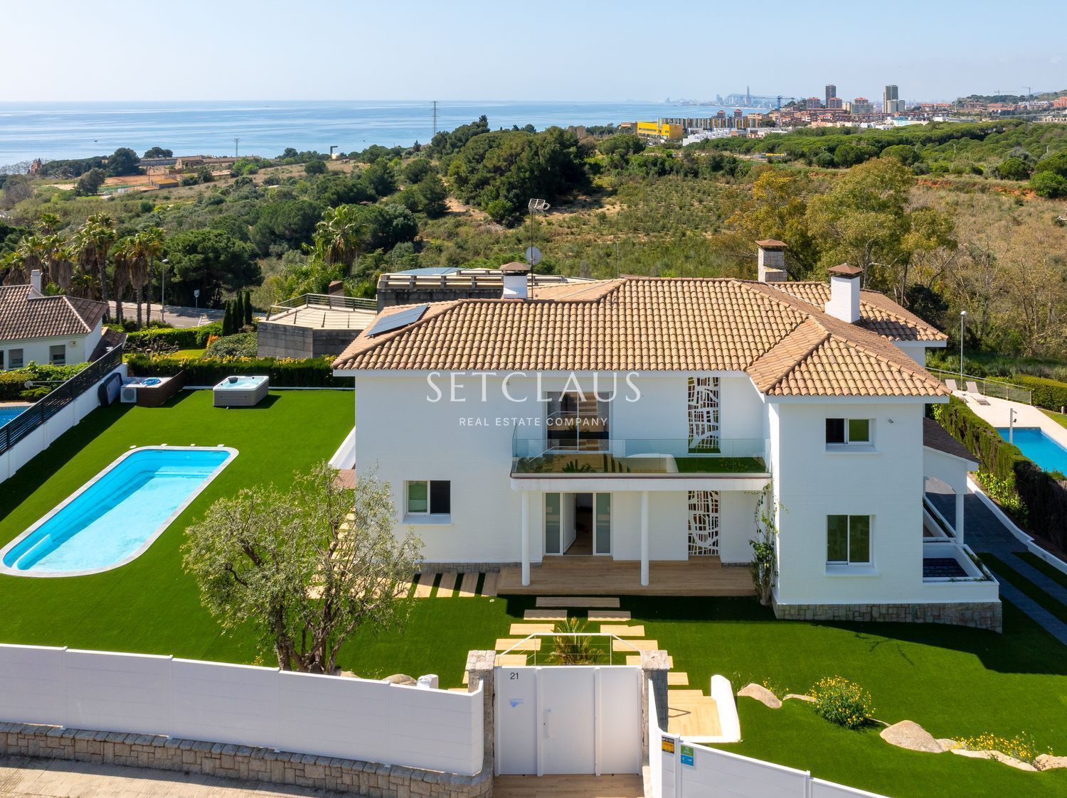 Comprar ALELLA. Exclusividad y amplitud. foto 4