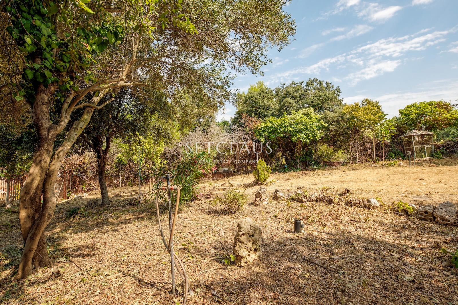 Comprar Parcela edificable y soleada en El Masnou foto 11