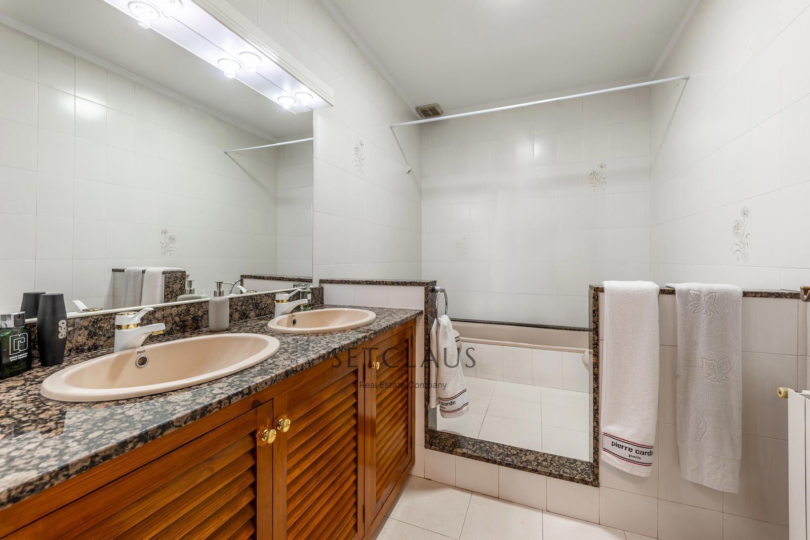 Inmueble Semi-detached villa with private pool and unobstructed views in El Masnou foto 29