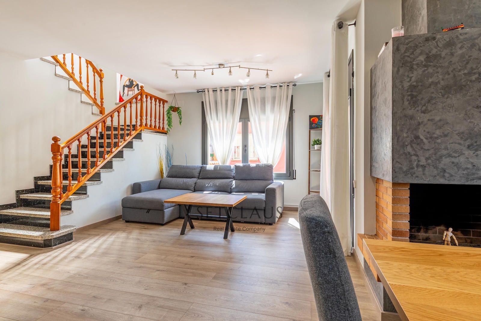 Inmueble Semi-detached villa with private pool and unobstructed views in El Masnou foto 16