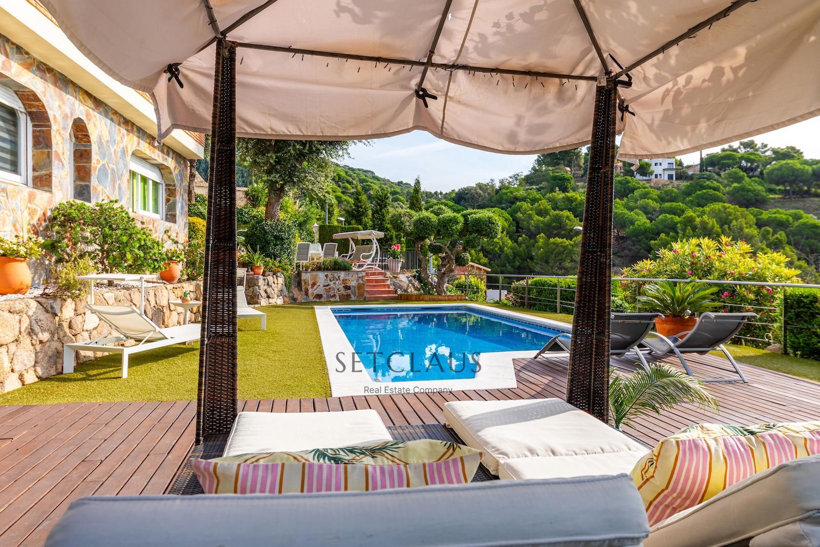 Comprar Chalet independiente con vistas panorámicas al mar y privacidad. foto 4