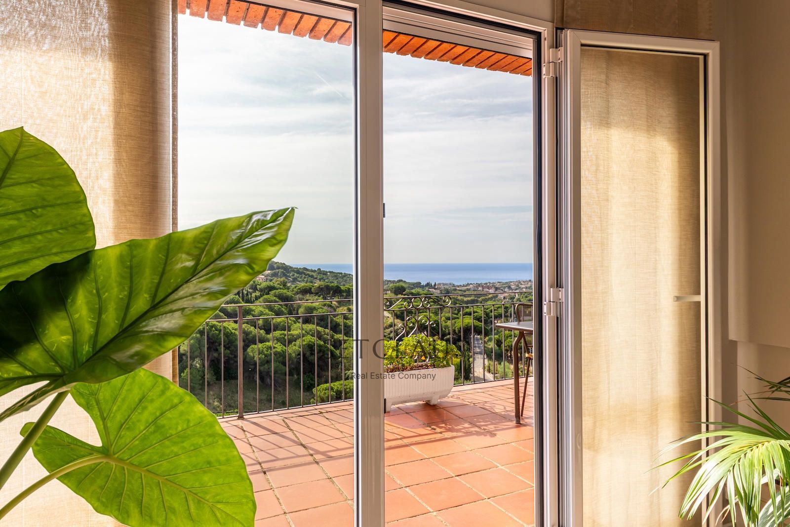 Comprar Chalet independiente con vistas panorámicas al mar y privacidad. foto 27