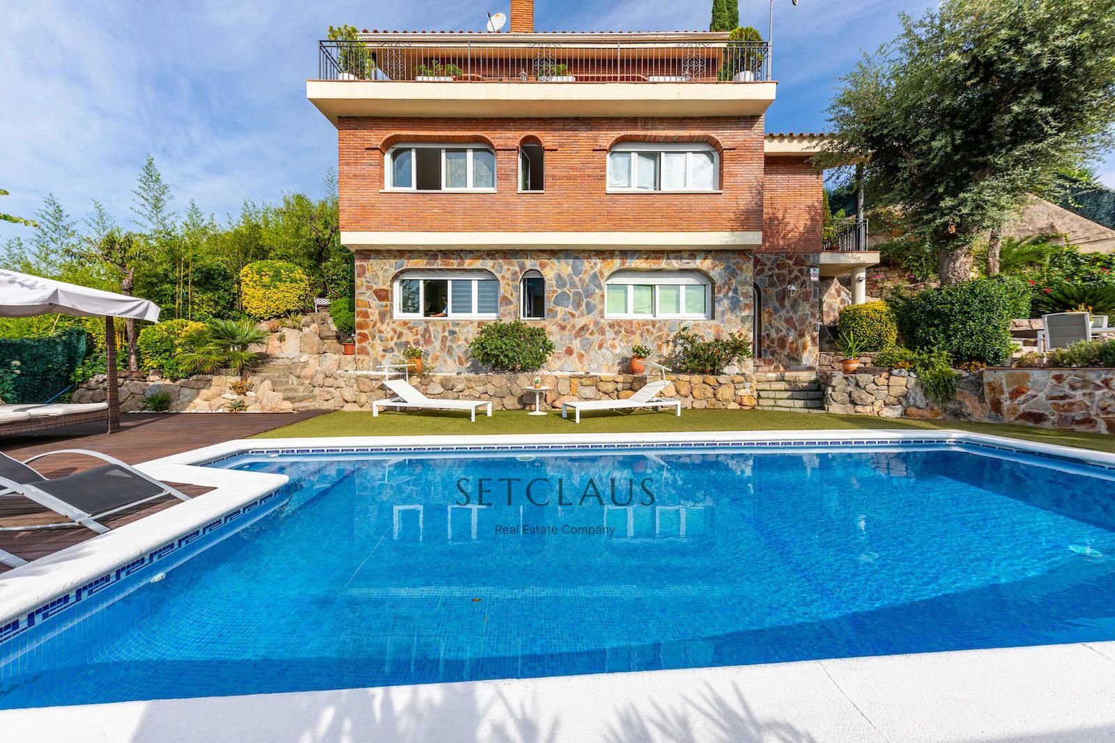 Comprar Chalet independiente con vistas panorámicas al mar y privacidad. foto 7