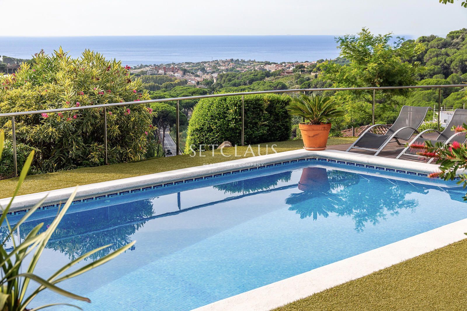 Inmueble Chalet independiente con vistas panorámicas al mar y privacidad. foto 2