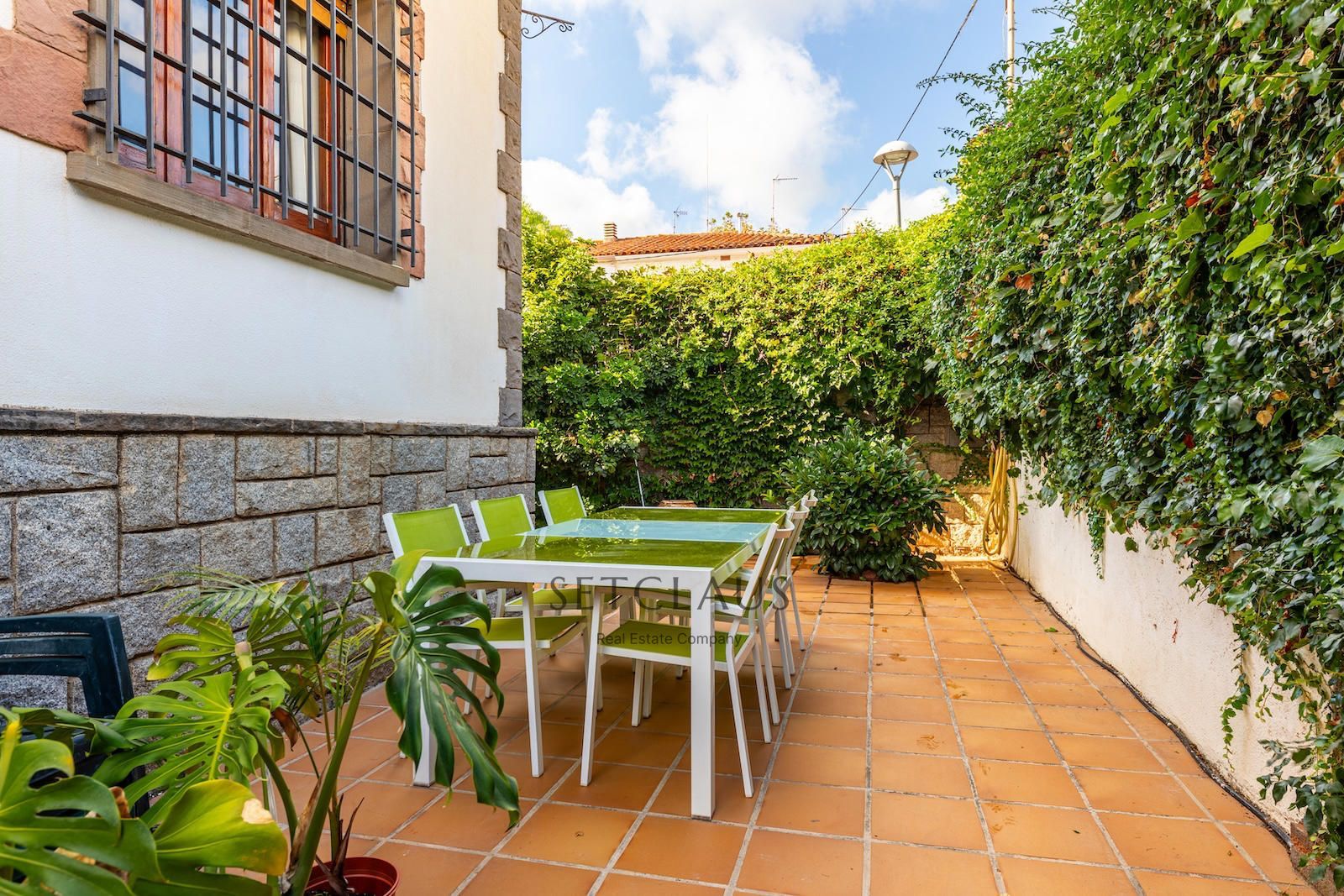 Comprar Chalet independiente en El Masnou, zona Ocata, a 2 minutos de la playa foto 44