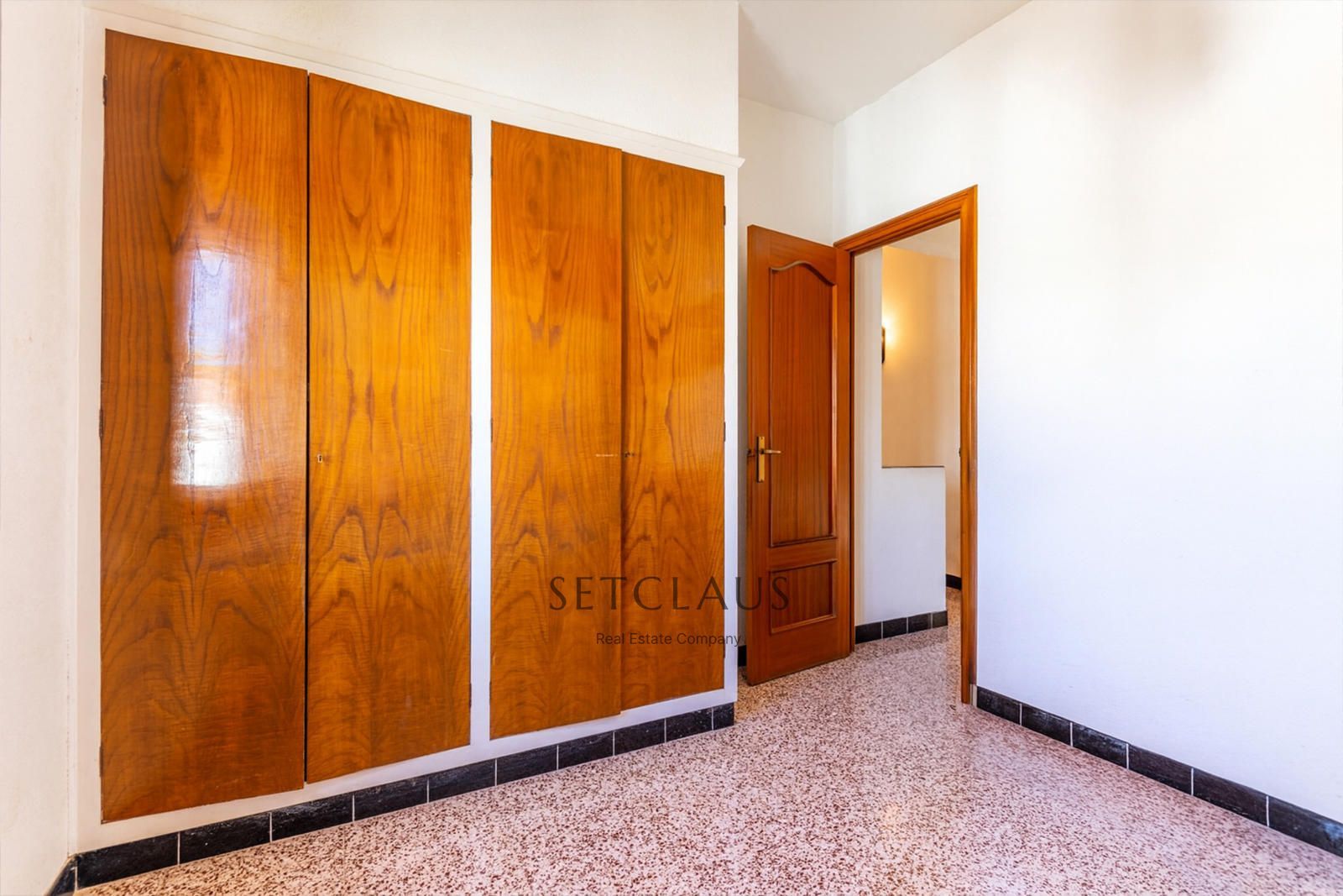 Comprar Chalet independiente en El Masnou, zona Ocata, a 2 minutos de la playa foto 36