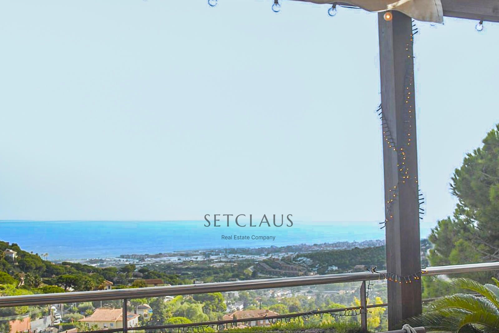 Inmueble Chalet independiente en Cabrils con piscina y vistas panorámicas. foto 3