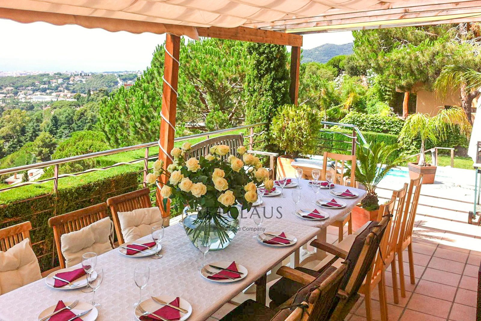 Inmueble Chalet independiente en Cabrils con piscina y vistas panorámicas. foto 10