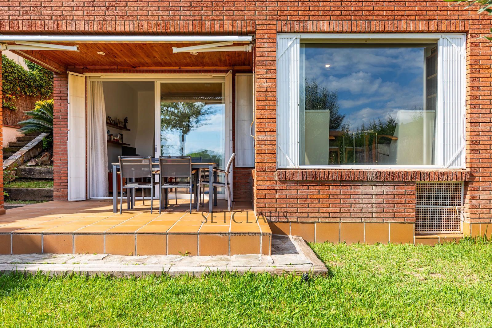 Comprar Chalet pareado con vistas al mar foto 18