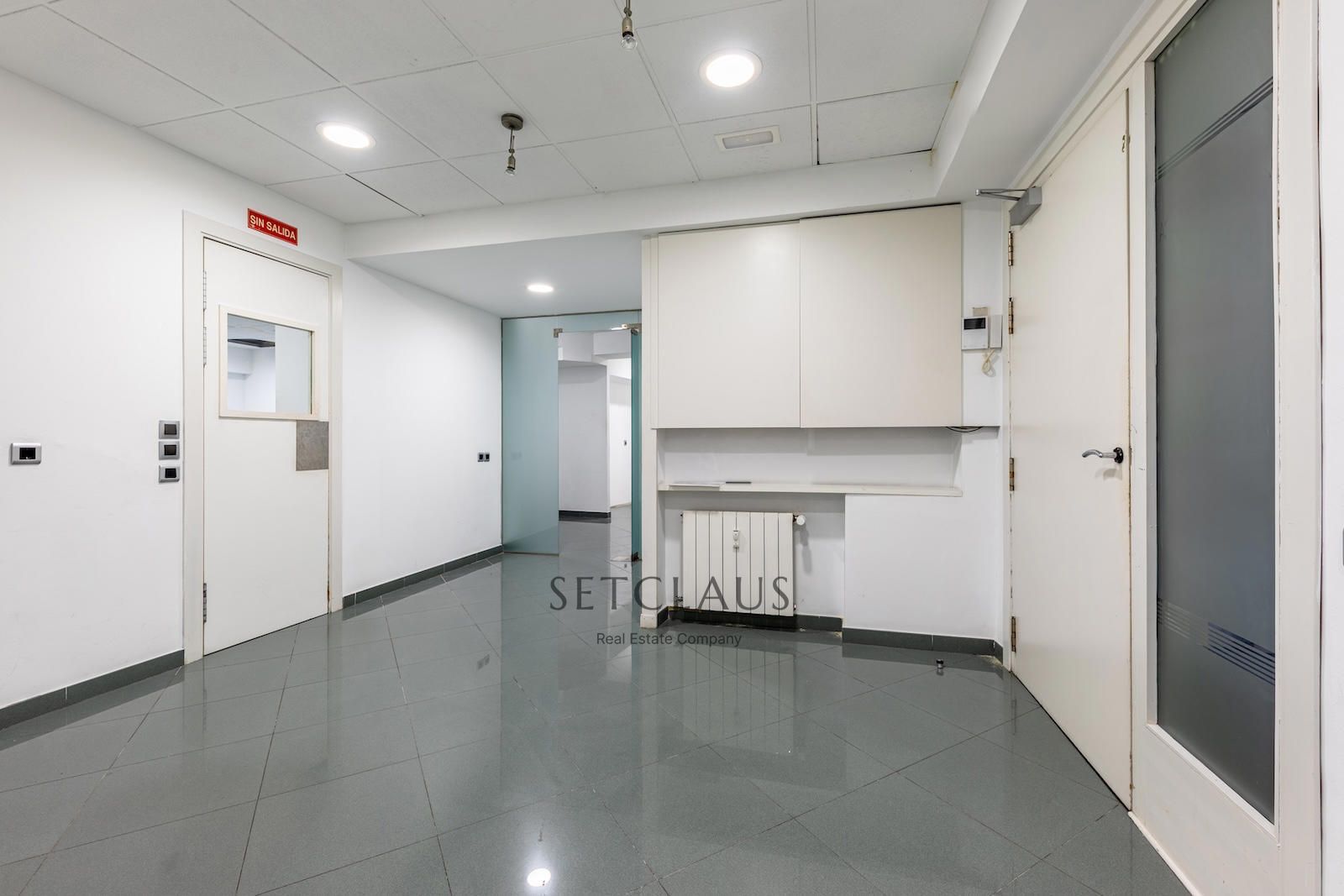 Comprar Inmueble en Balmes, Sant Gervasi-Galvany, con cambio de uso parcial en trámite foto 4