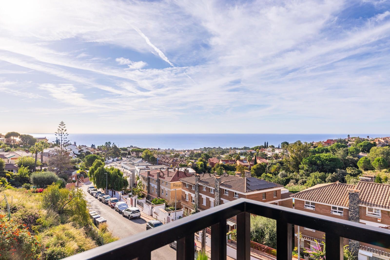 Comprar Chalet pareado en Teià con vistas panorámicas al mar, piscina y apartamento independiente. foto 19