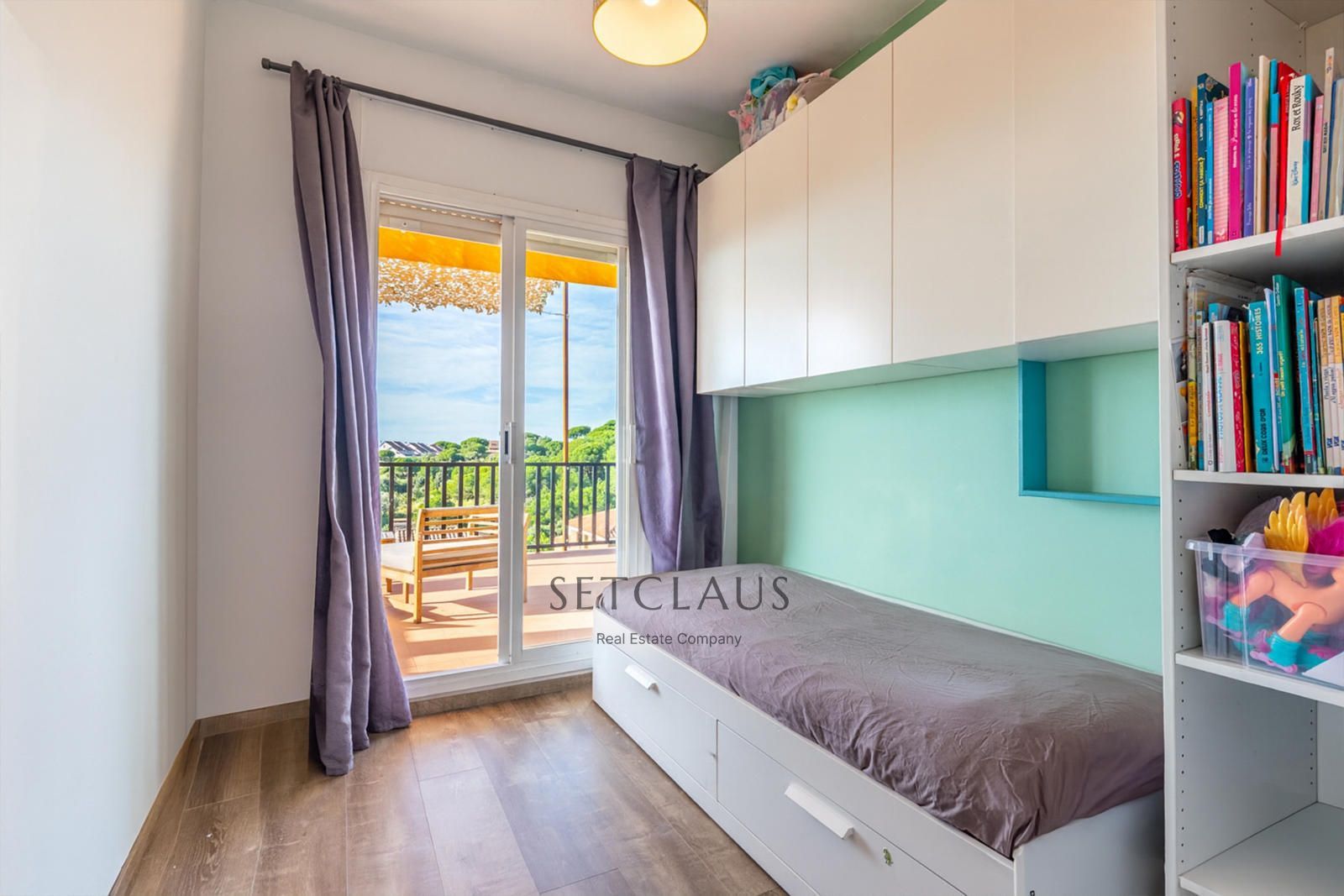 Comprar Chalet pareado en Teià con vistas panorámicas al mar, piscina y apartamento independiente. foto 38