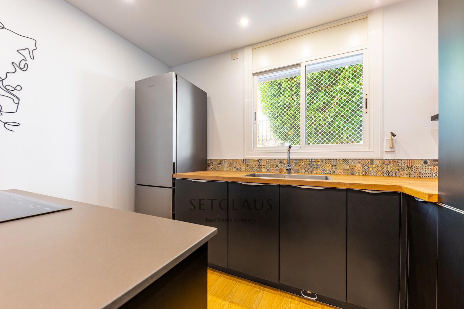 Comprar Chalet pareado en Teià con vistas panorámicas al mar, piscina y apartamento independiente. foto 27