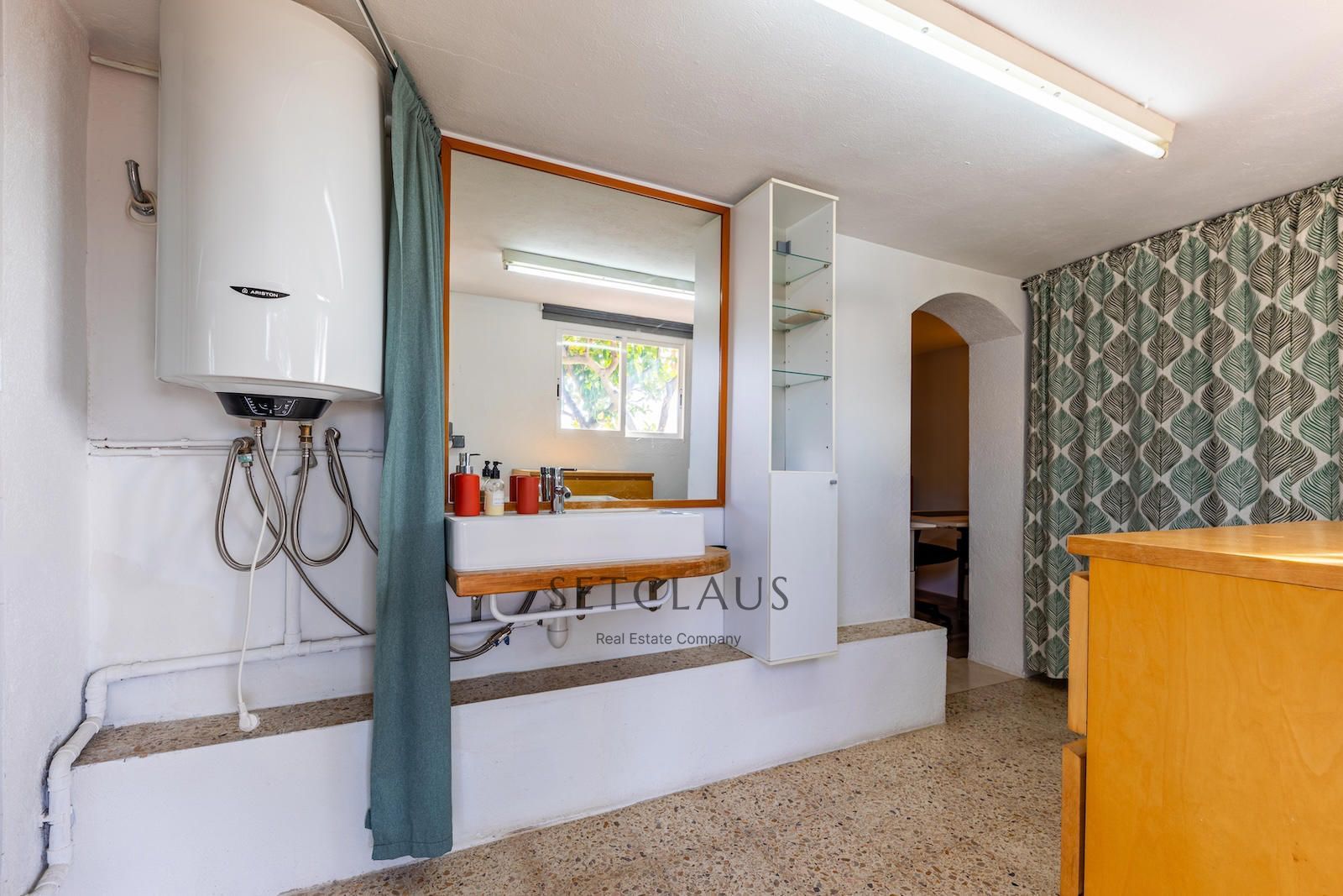 Comprar Chalet pareado en Teià con vistas panorámicas al mar, piscina y apartamento independiente. foto 56