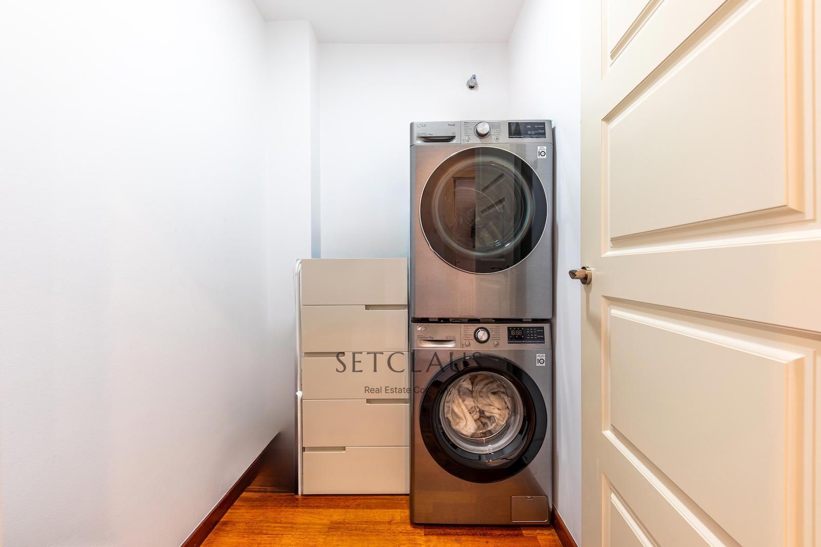 Comprar Adosado en Pla de Montgat con vistas al mar y jardín privado foto 40