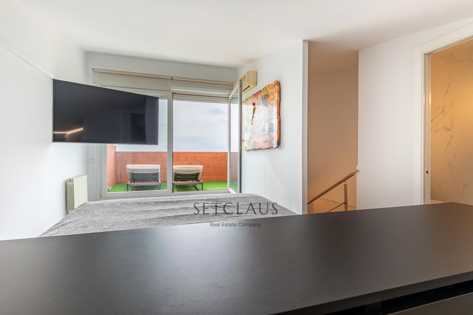 Comprar Adosado en Pla de Montgat con vistas al mar y jardín privado foto 31