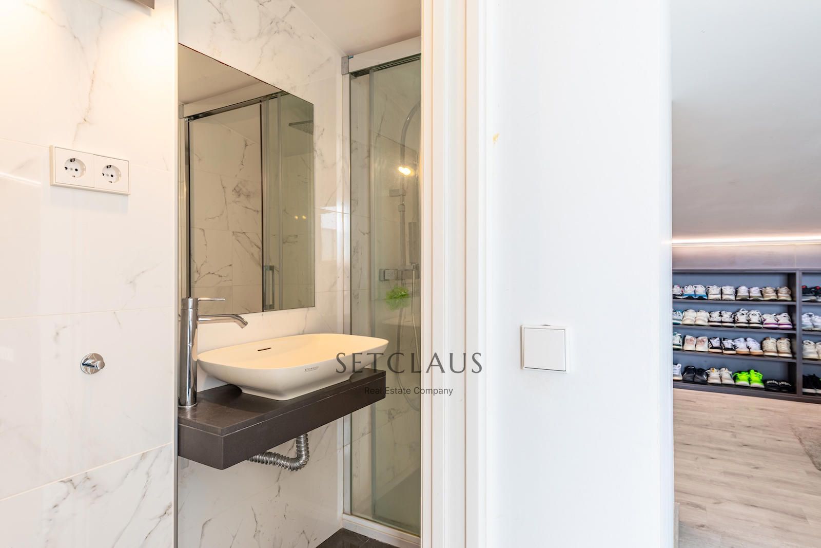 Comprar Adosado en Pla de Montgat con vistas al mar y jardín privado foto 39