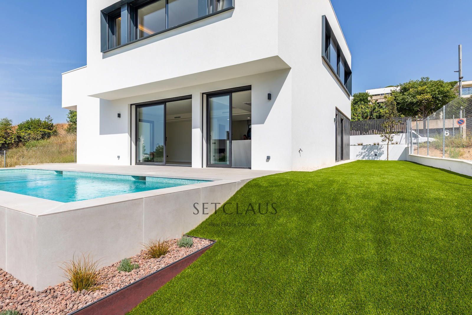 TEIA. A estrenar con vistas. 4 habitaciones, 3 baños, 243 m² en venta.