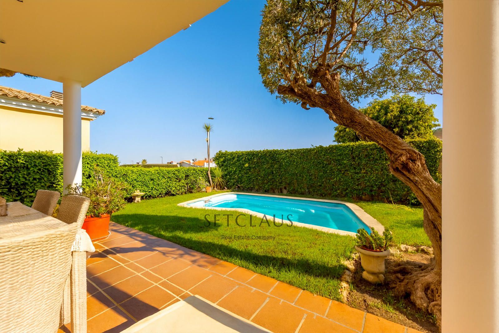 Inmueble Chalet independiente en Vilassar de Dalt con 6 habitaciones, piscina privada y vistas al mar foto 6