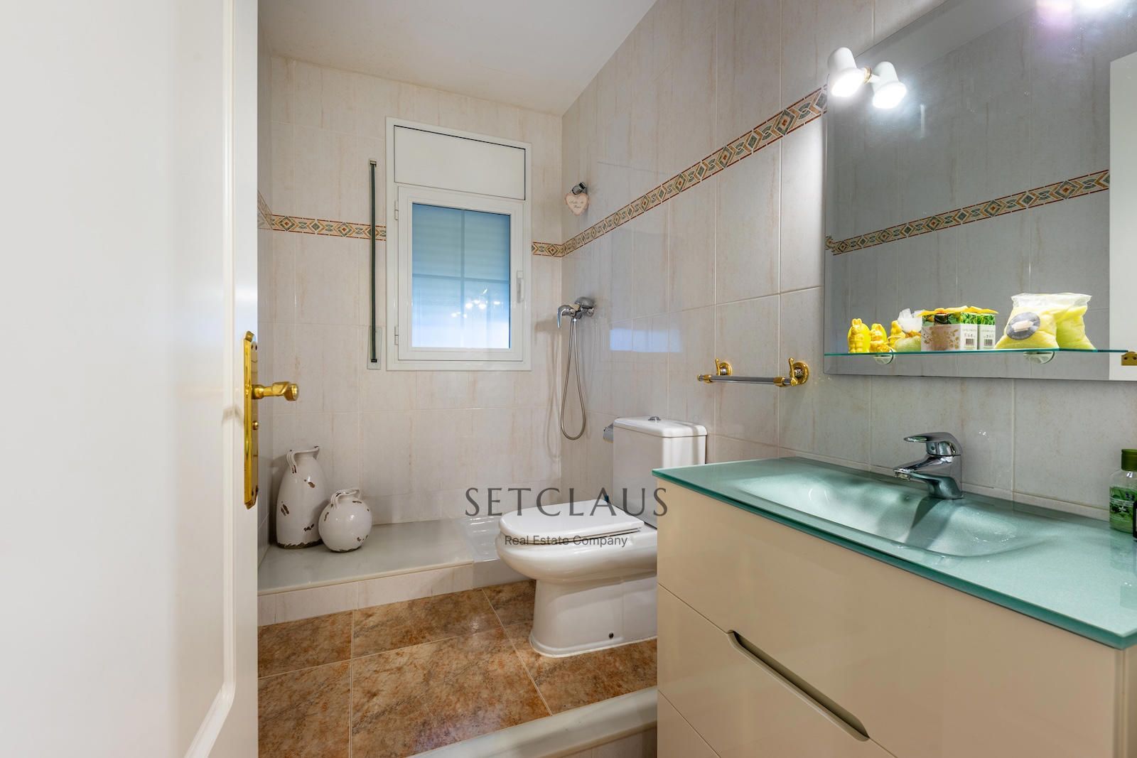 Inmueble Chalet independiente en Vilassar de Dalt con 6 habitaciones, piscina privada y vistas al mar foto 37