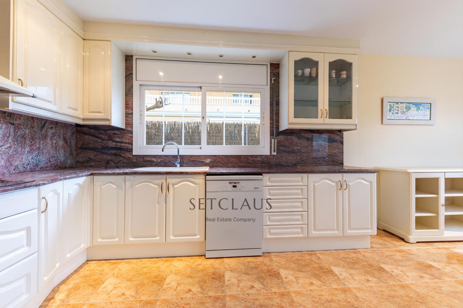 Inmueble Chalet independiente en Vilassar de Dalt con 6 habitaciones, piscina privada y vistas al mar foto 18