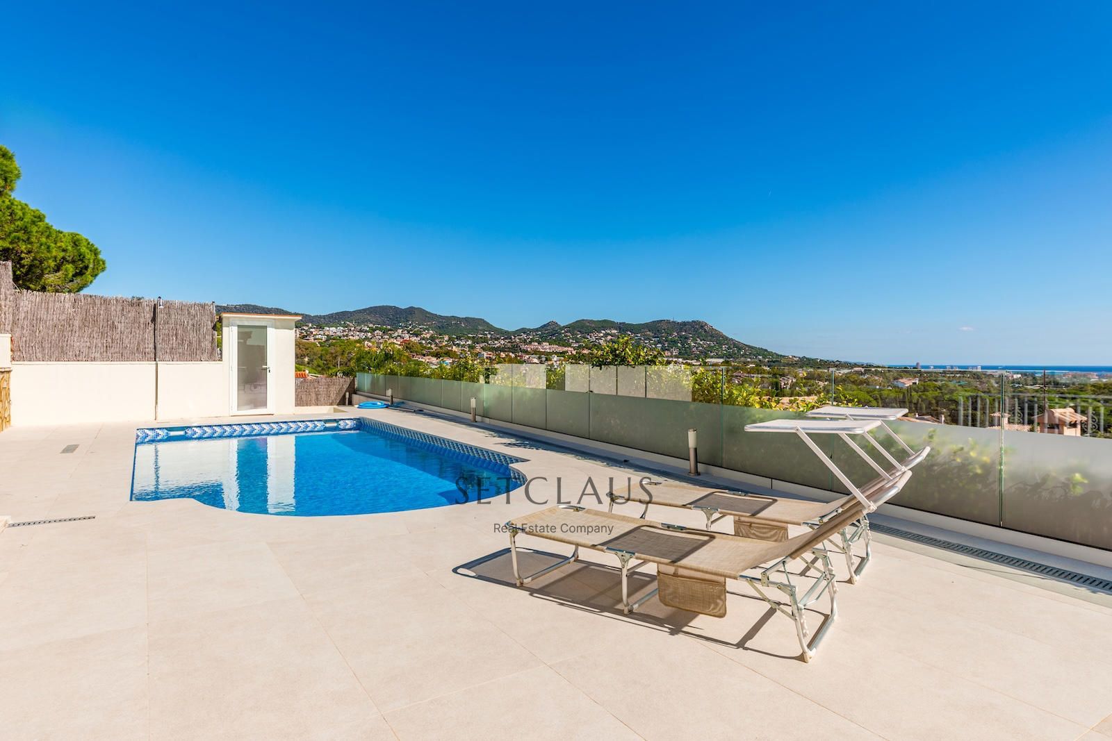 Inmueble Detached villa renovated in 2023 in Premià de Dalt with swimming pool and panoramic sea views foto 12