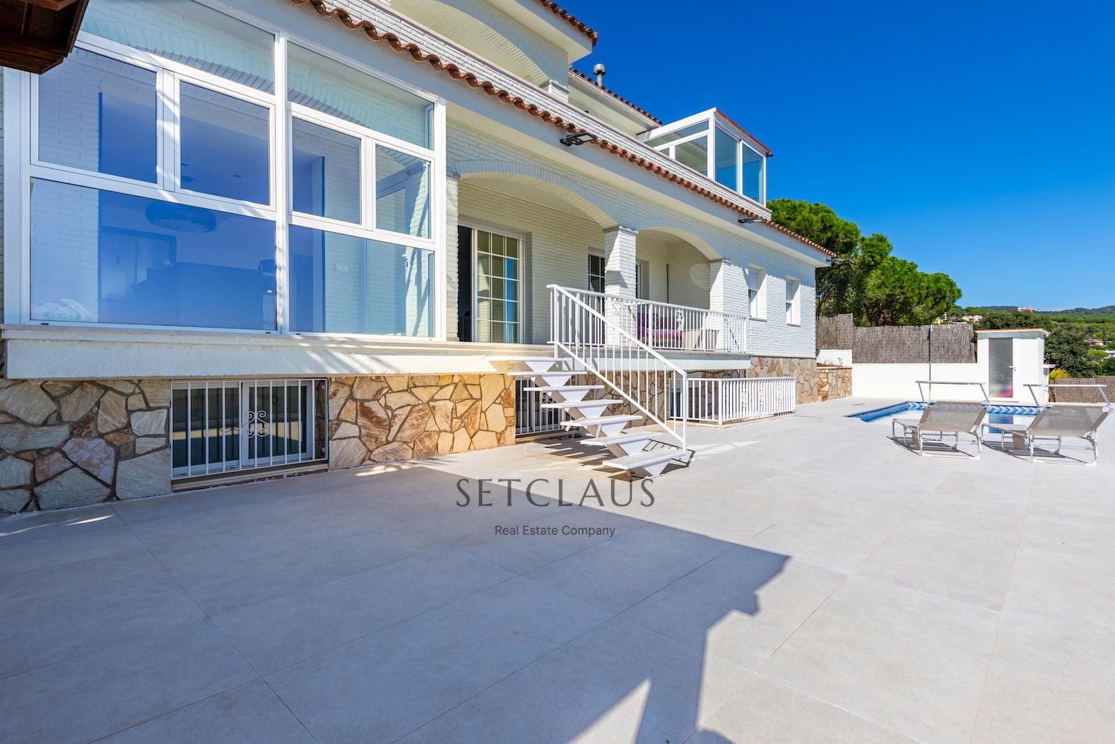 Inmueble Detached villa renovated in 2023 in Premià de Dalt with swimming pool and panoramic sea views foto 15