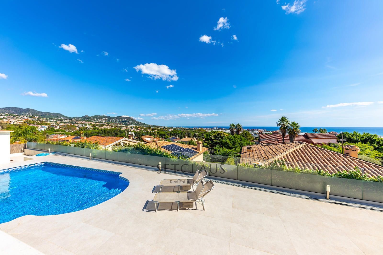 Inmueble Detached villa renovated in 2023 in Premià de Dalt with swimming pool and panoramic sea views foto 6