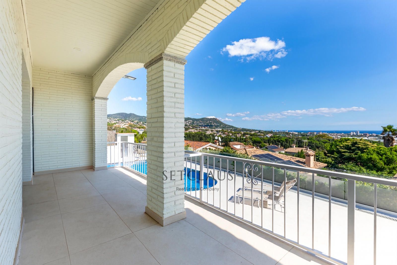 Inmueble Detached villa renovated in 2023 in Premià de Dalt with swimming pool and panoramic sea views foto 11