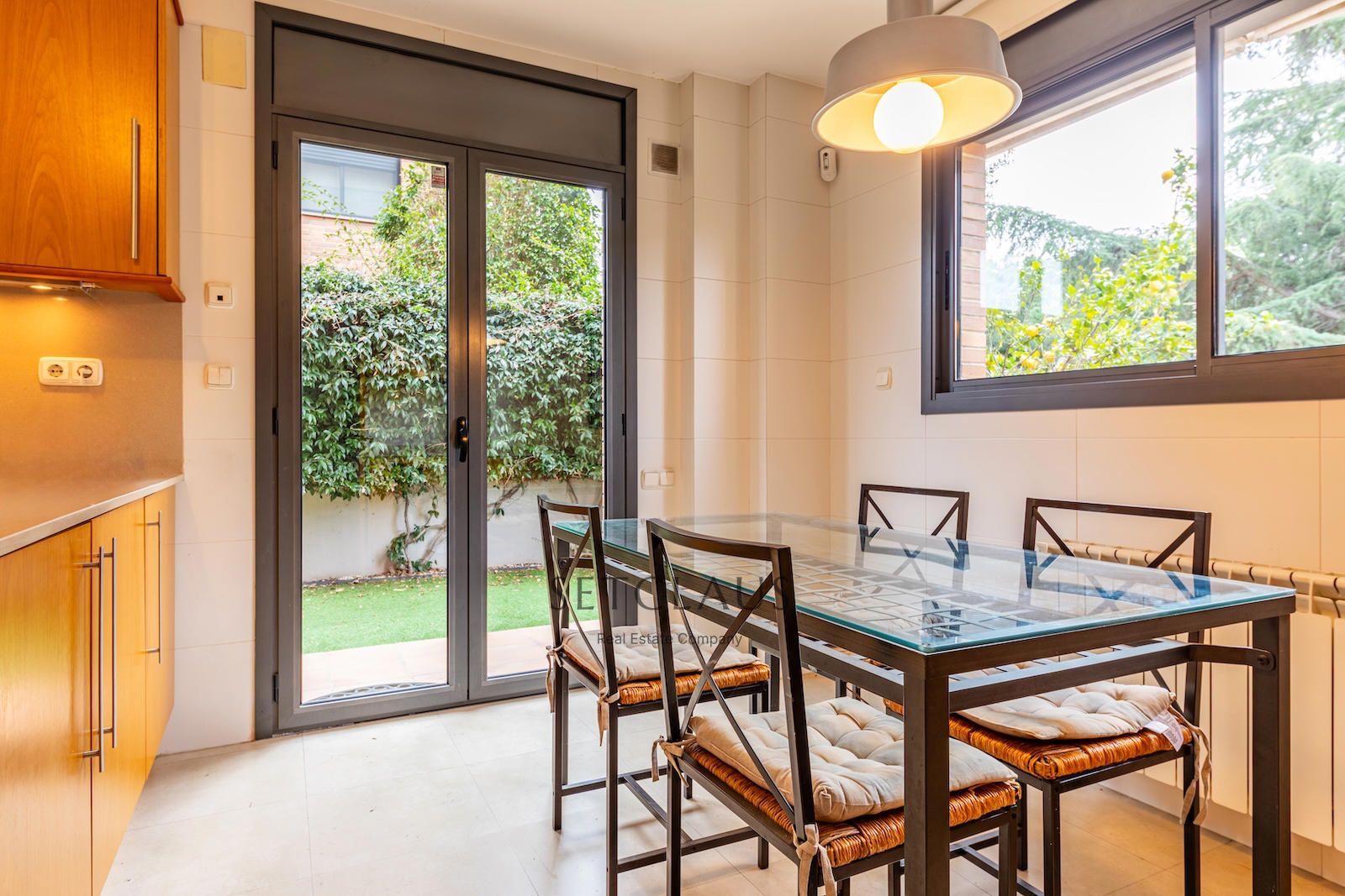 Comprar ALELLA. Espacios amplios, ascensor, y zona comunitaria foto 23