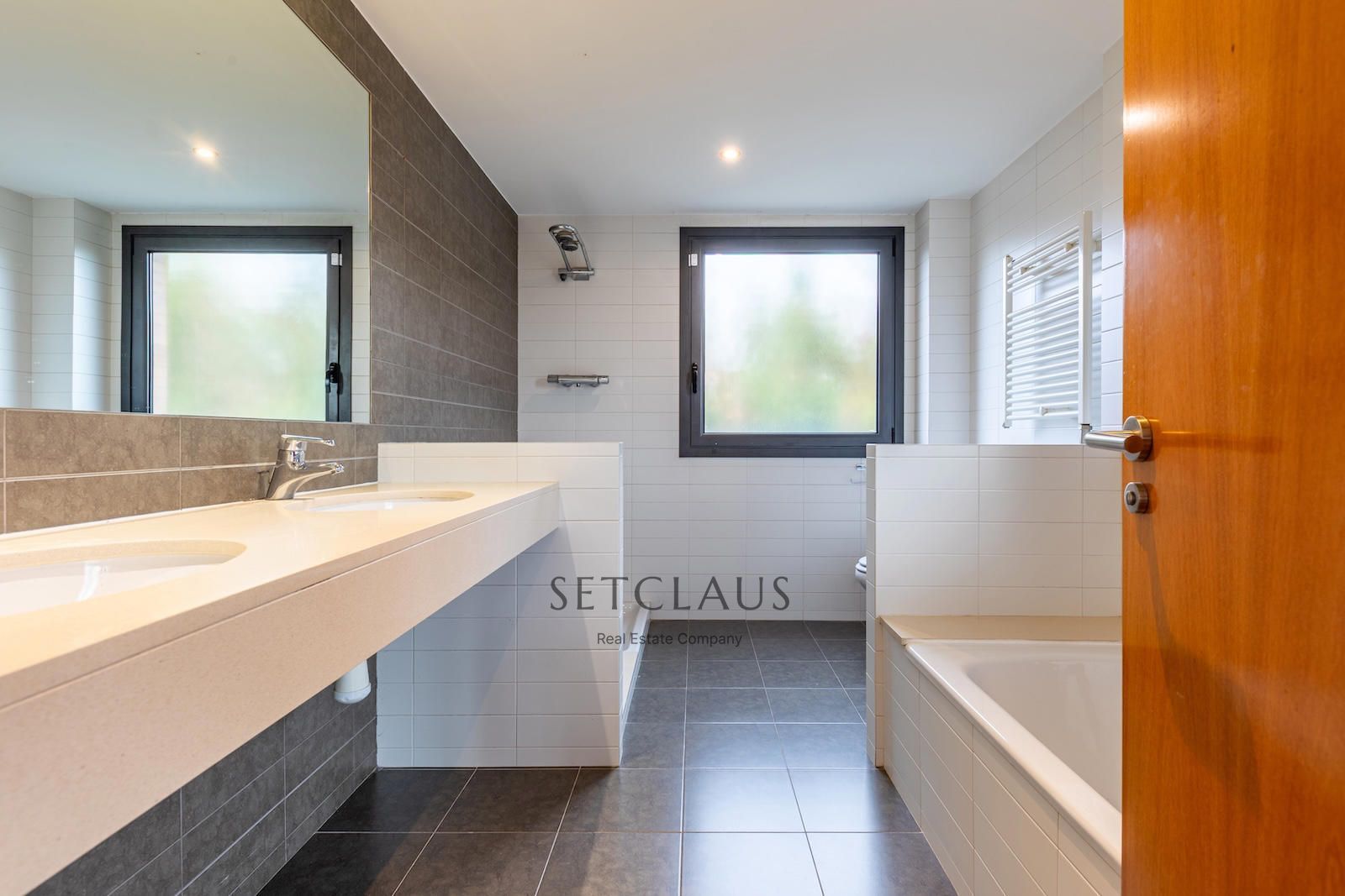 Comprar ALELLA. Espacios amplios, ascensor, y zona comunitaria foto 38