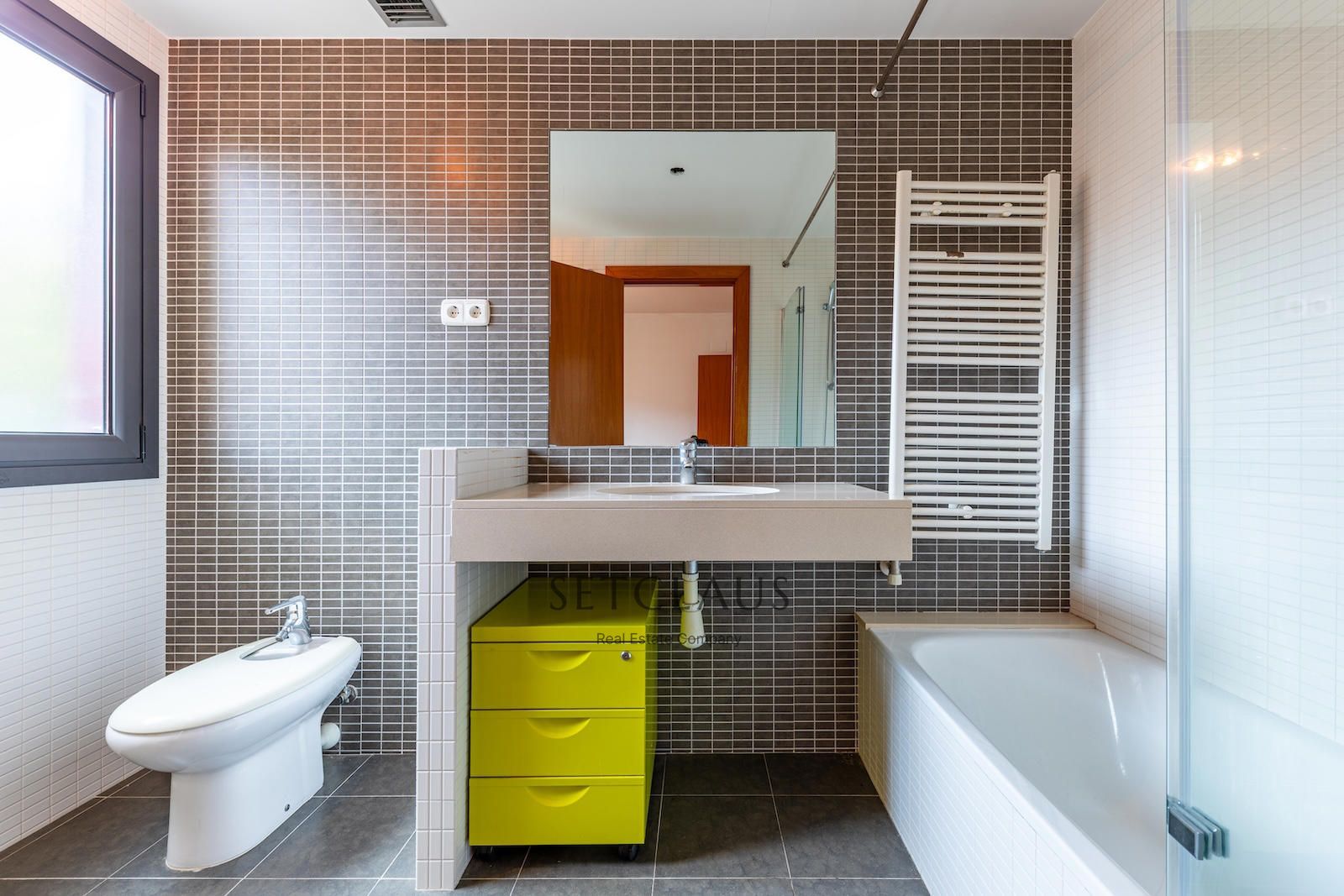 Comprar ALELLA. Espacios amplios, ascensor, y zona comunitaria foto 56