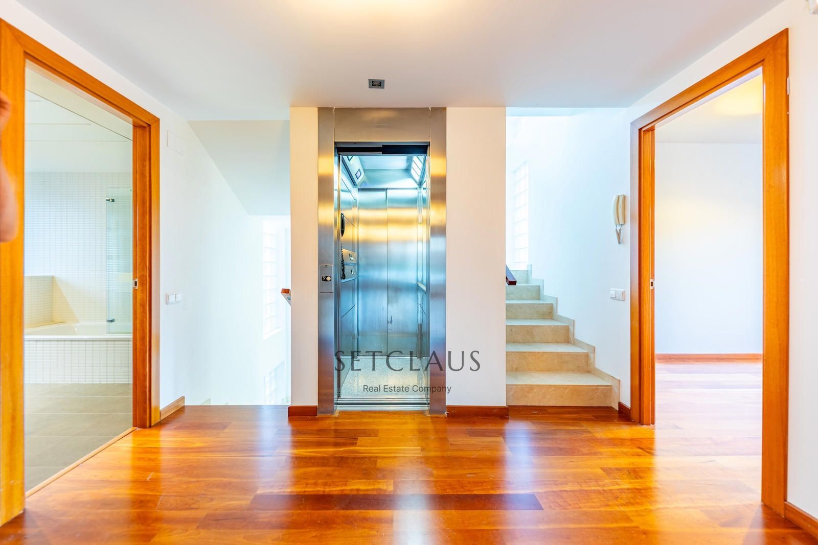 Comprar ALELLA. Espacios amplios, ascensor, y zona comunitaria foto 28