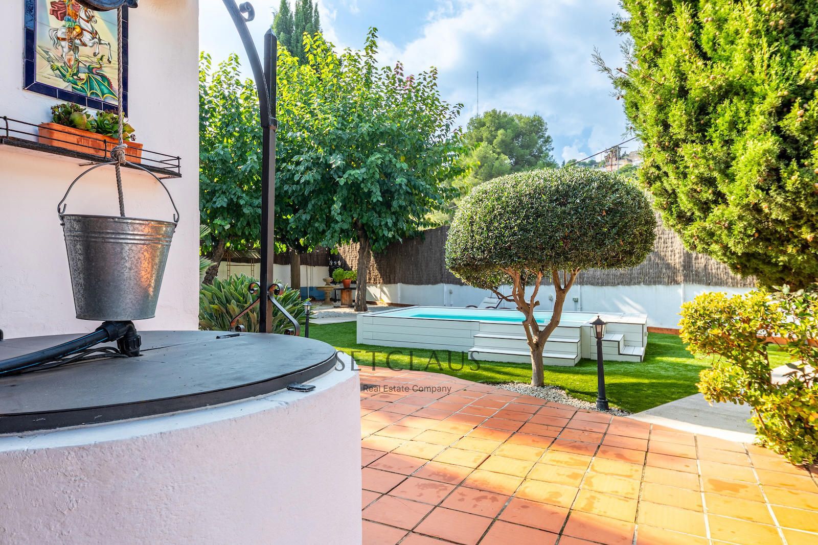 Comprar Renovated 2022 Catalan farmhouse in Tiana with pool and 440 m² garden foto 13