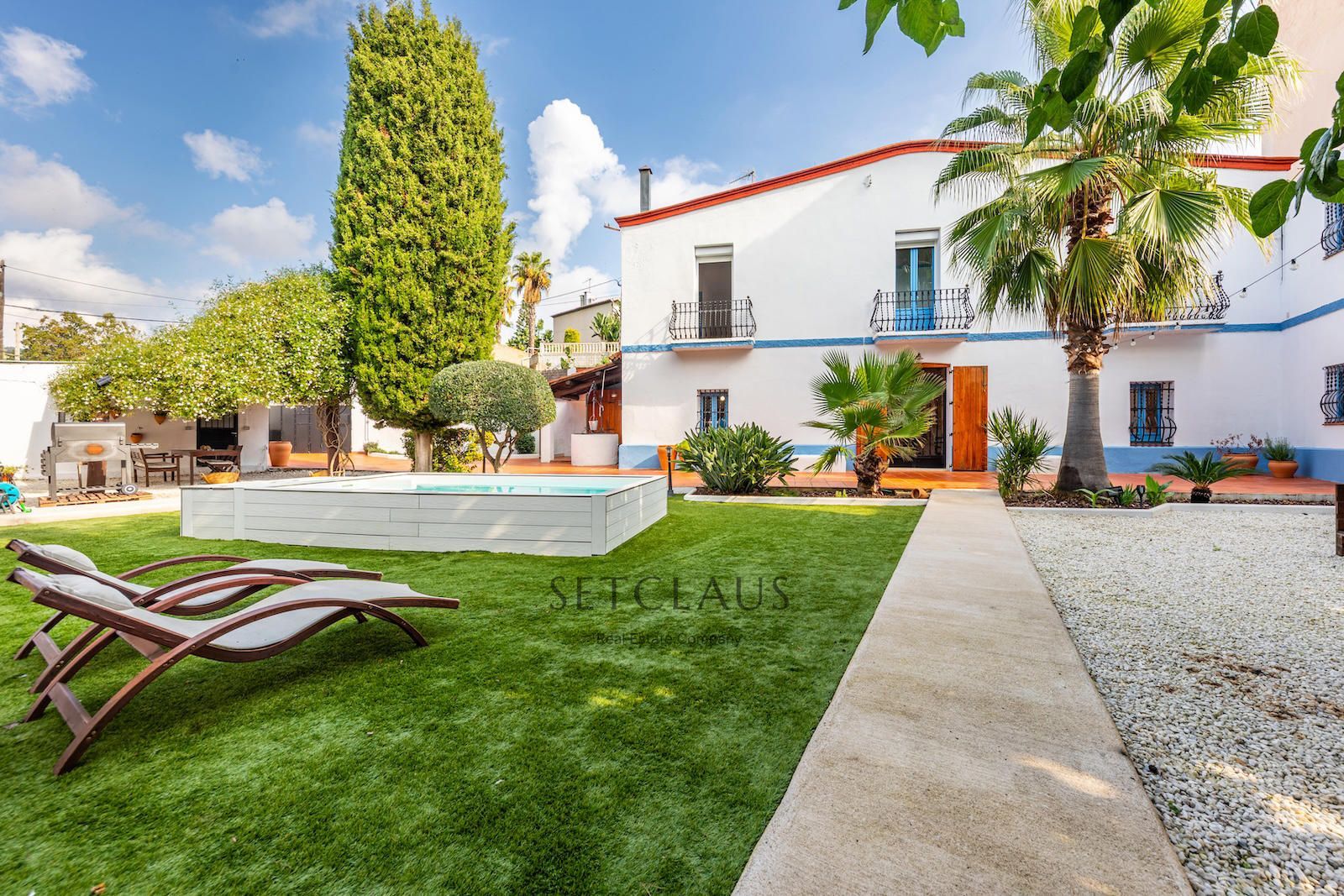 Comprar Renovated 2022 Catalan farmhouse in Tiana with pool and 440 m² garden foto 1