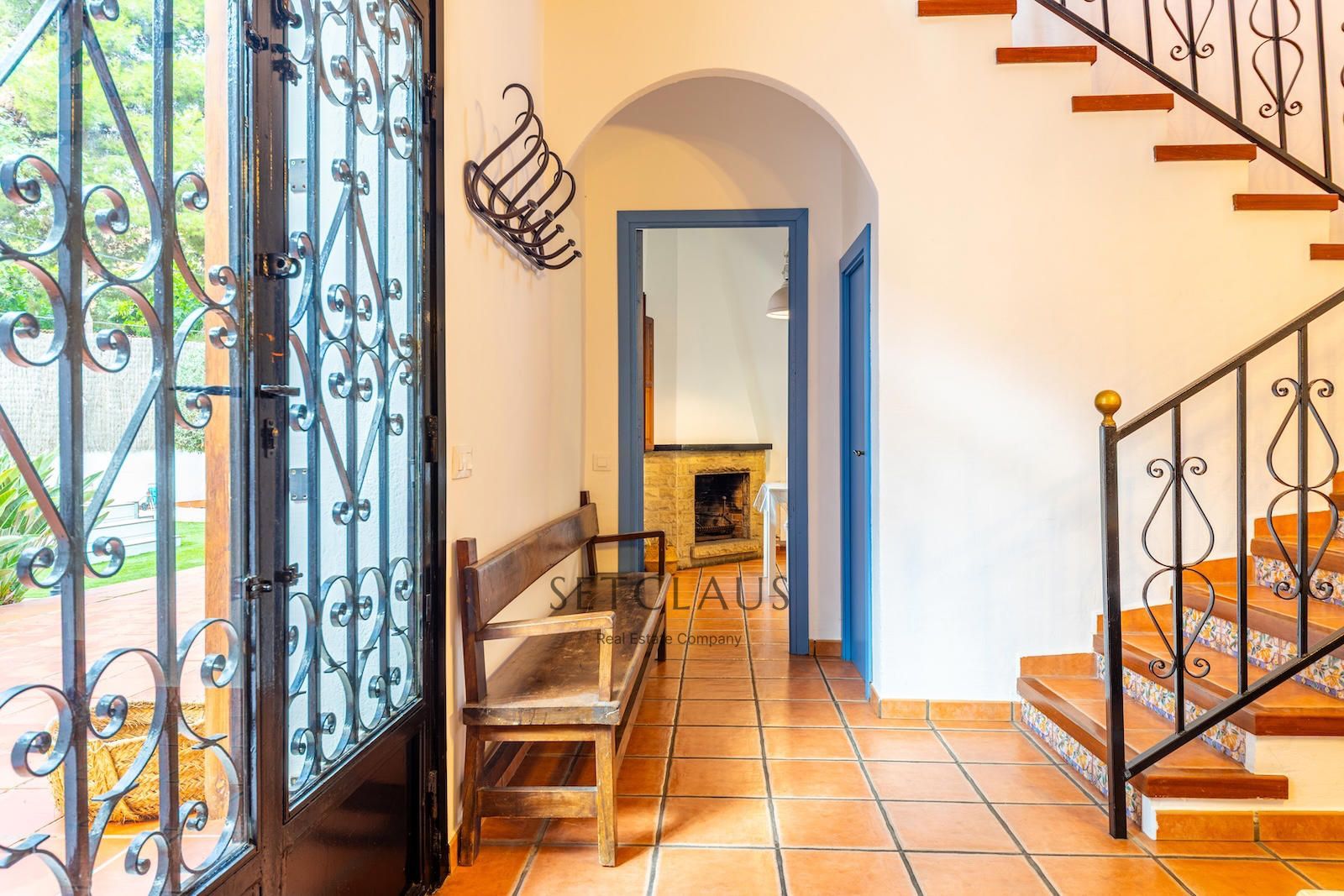 Comprar Renovated 2022 Catalan farmhouse in Tiana with pool and 440 m² garden foto 20