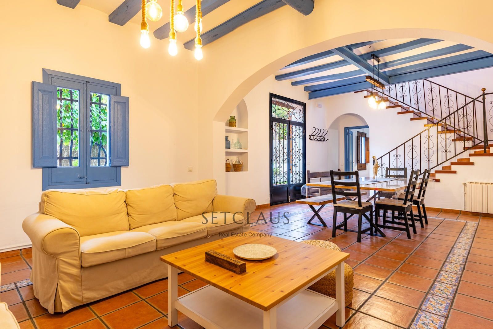 Comprar Renovated 2022 Catalan farmhouse in Tiana with pool and 440 m² garden foto 23