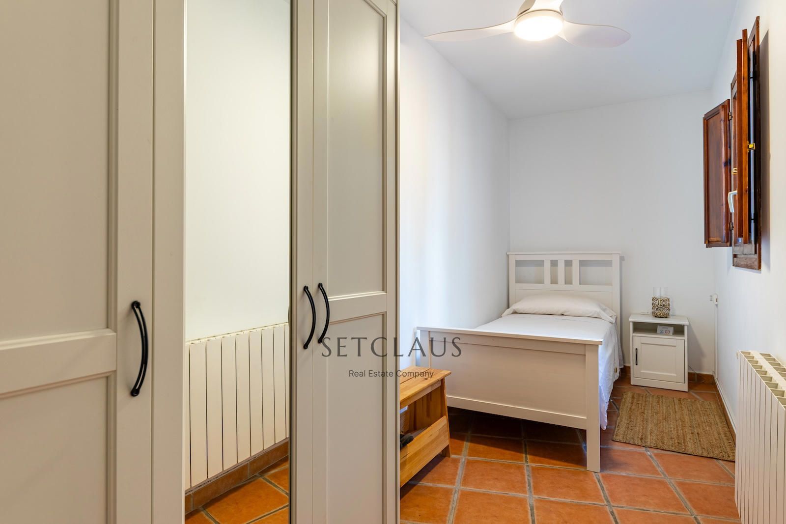 Comprar Renovated 2022 Catalan farmhouse in Tiana with pool and 440 m² garden foto 41