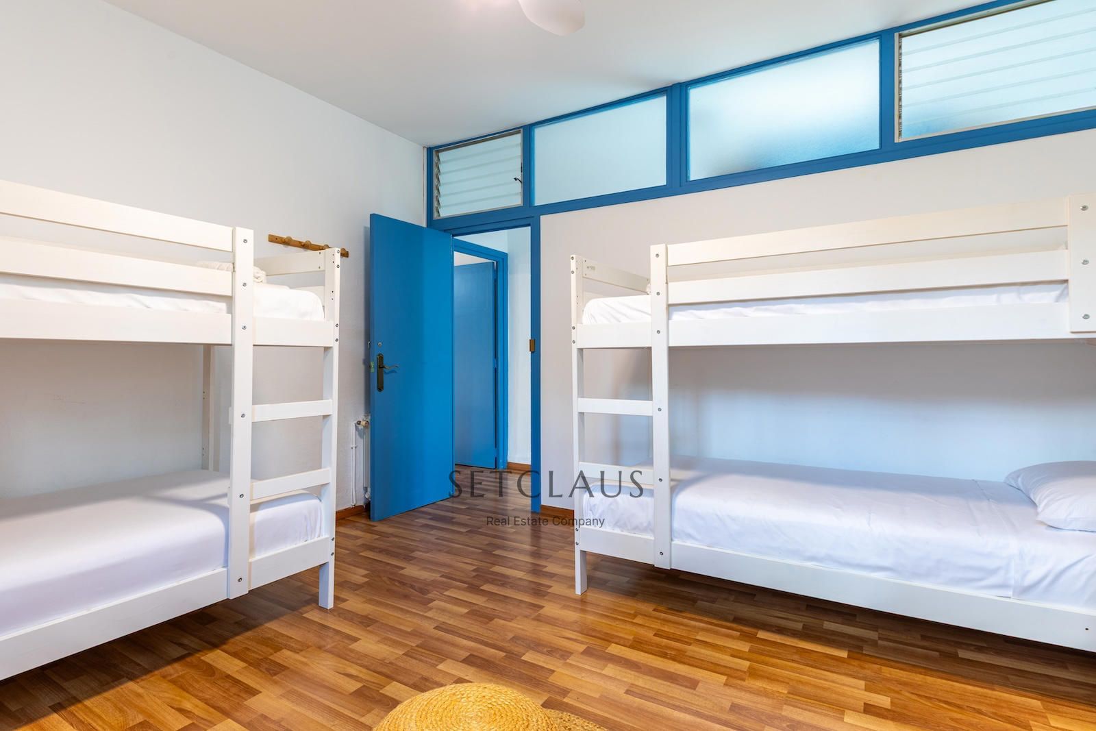 Comprar Renovated 2022 Catalan farmhouse in Tiana with pool and 440 m² garden foto 43