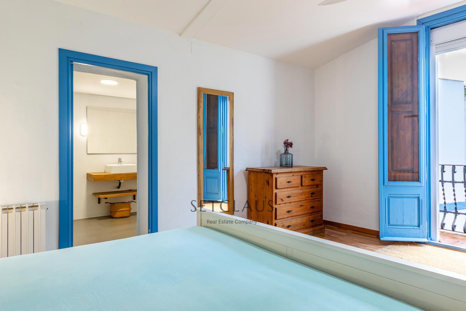 Comprar Renovated 2022 Catalan farmhouse in Tiana with pool and 440 m² garden foto 33