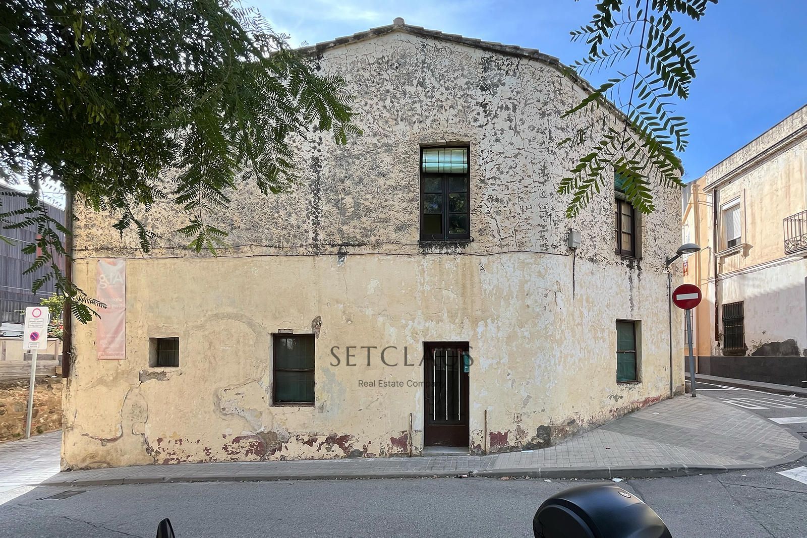 Inmueble ALELLA. Céntrica y con muchas posibilidades. foto 2